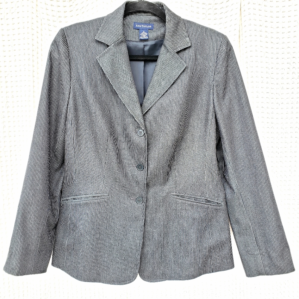 Ann Taylor Blazer Black and white Size 8